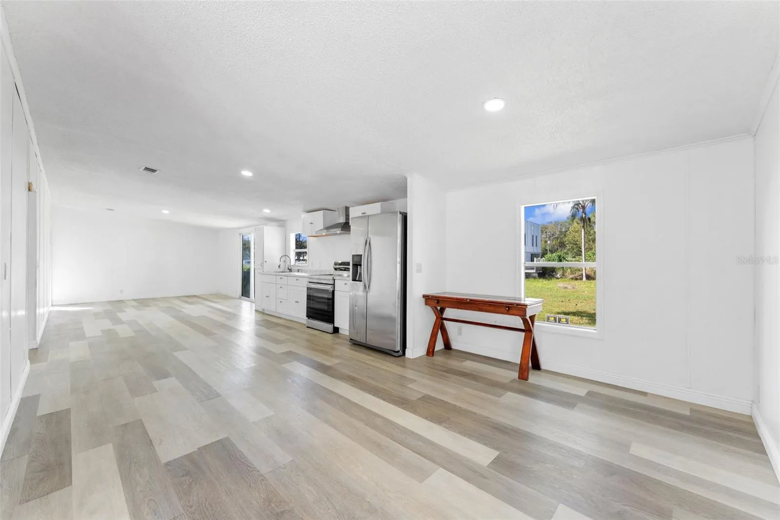 11004 KITTY HAWK DR