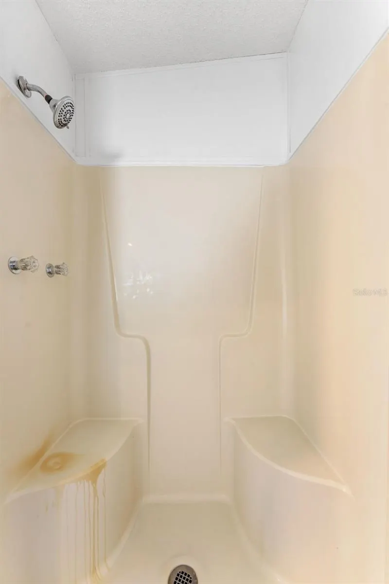 11004 KITTY HAWK DR