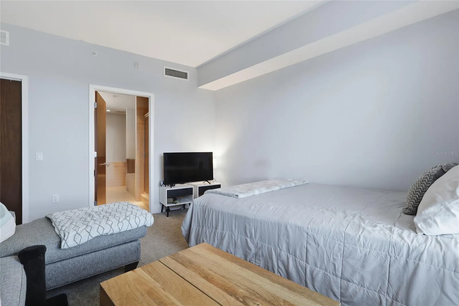 912 CHANNELSIDE DR #2307 #2307