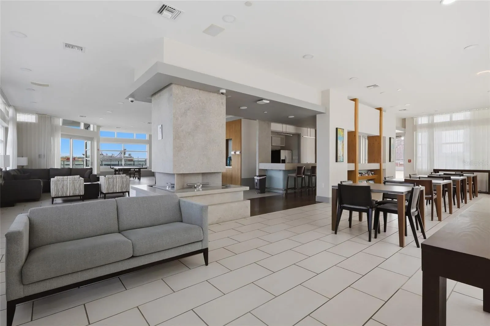 912 CHANNELSIDE DR #2307 #2307