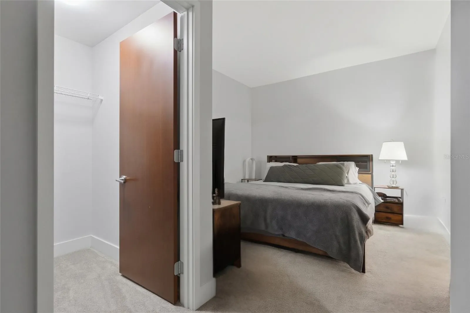 912 CHANNELSIDE DR #2307 #2307