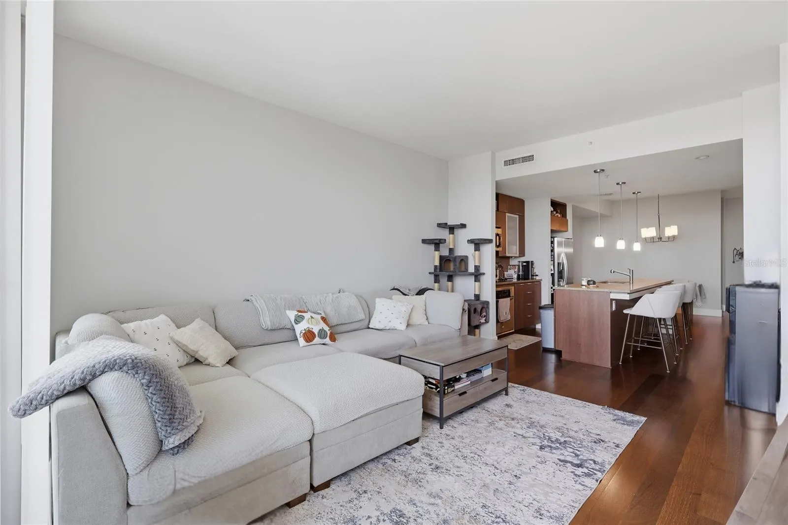 912 CHANNELSIDE DR #2307 #2307