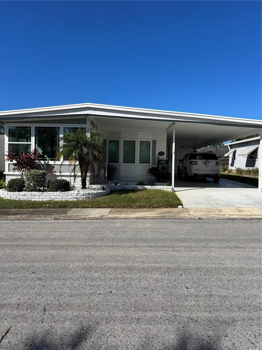 20 MOUNTAIN LAUREL DR