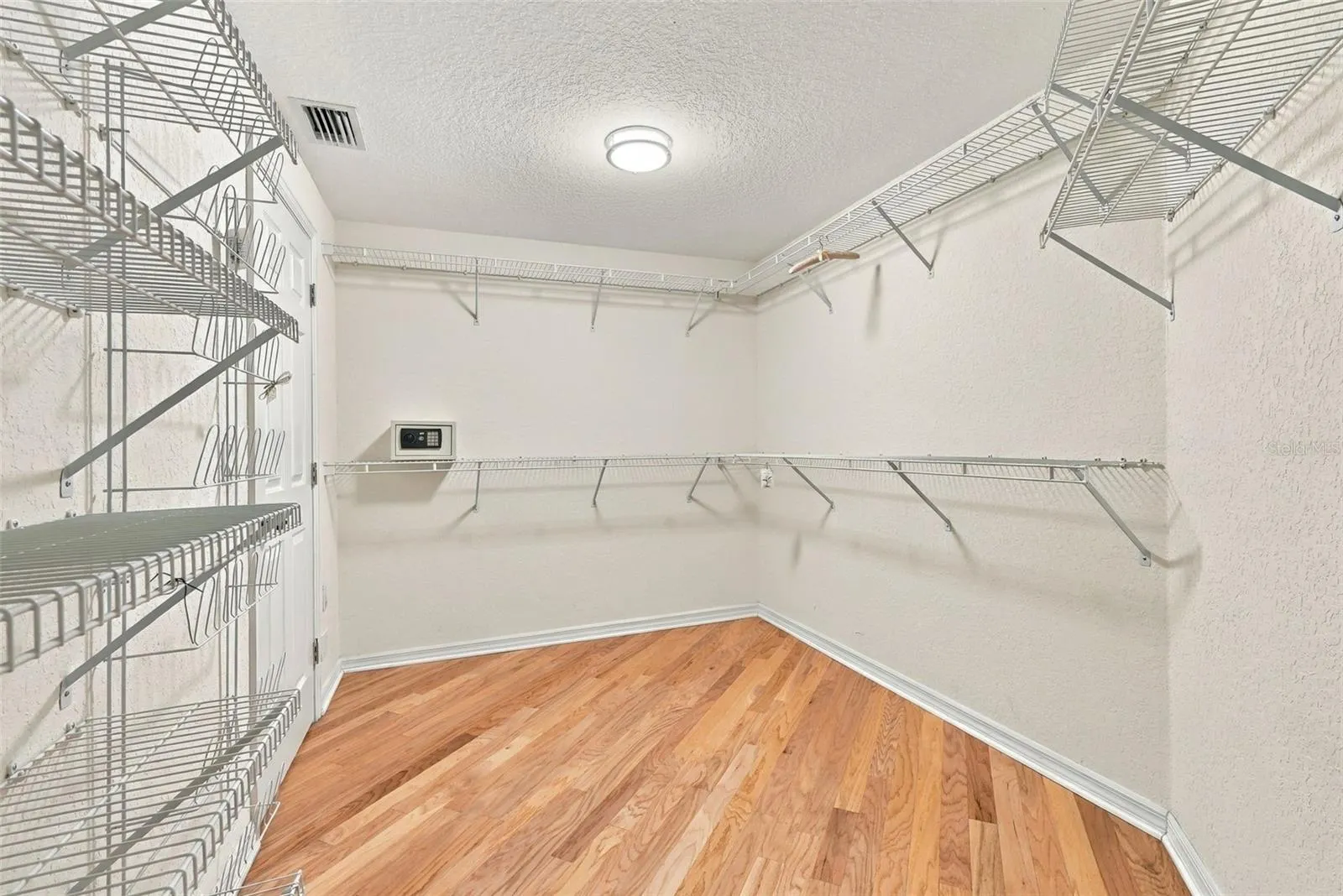 9227 CAPTIVA CIR