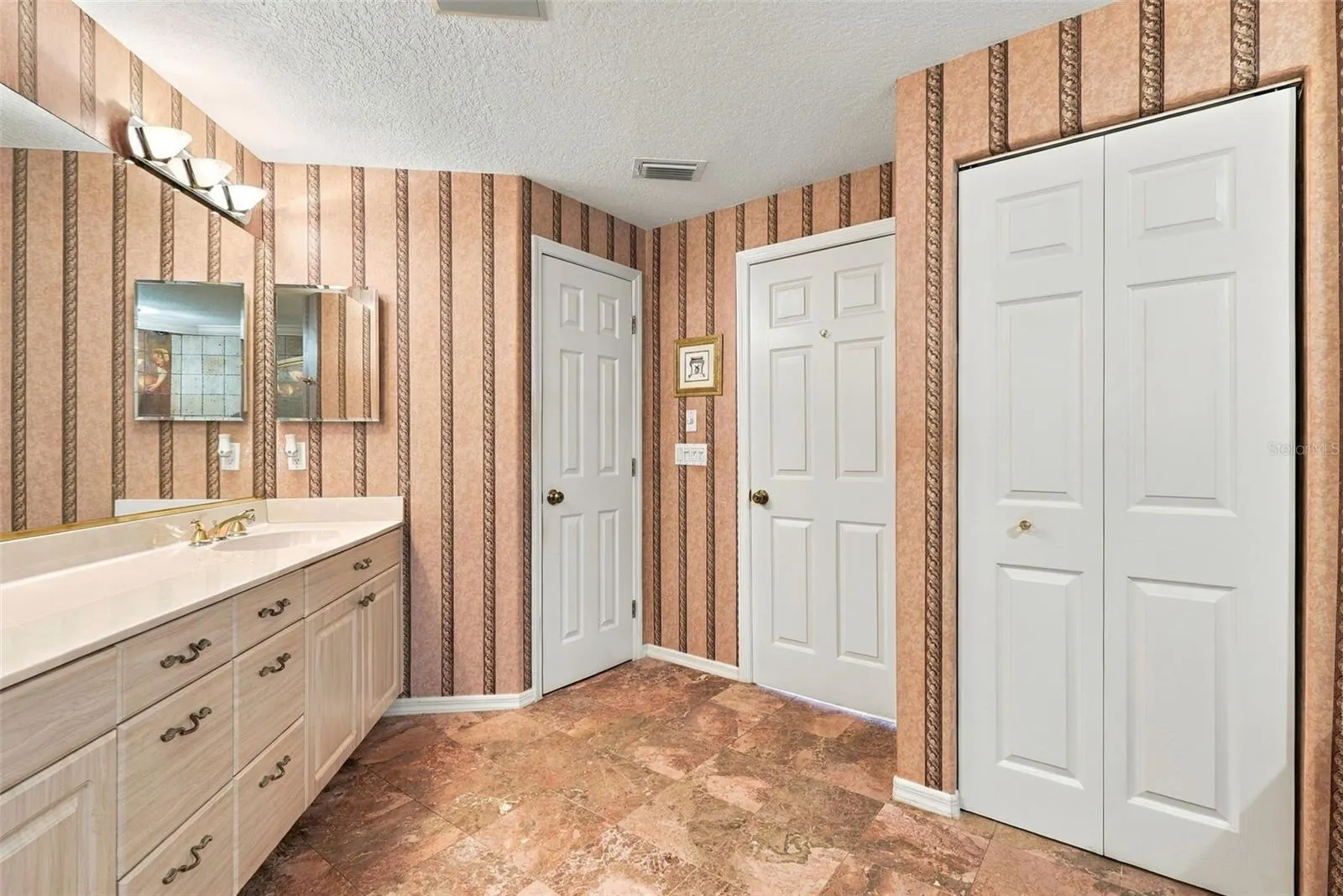 9227 CAPTIVA CIR
