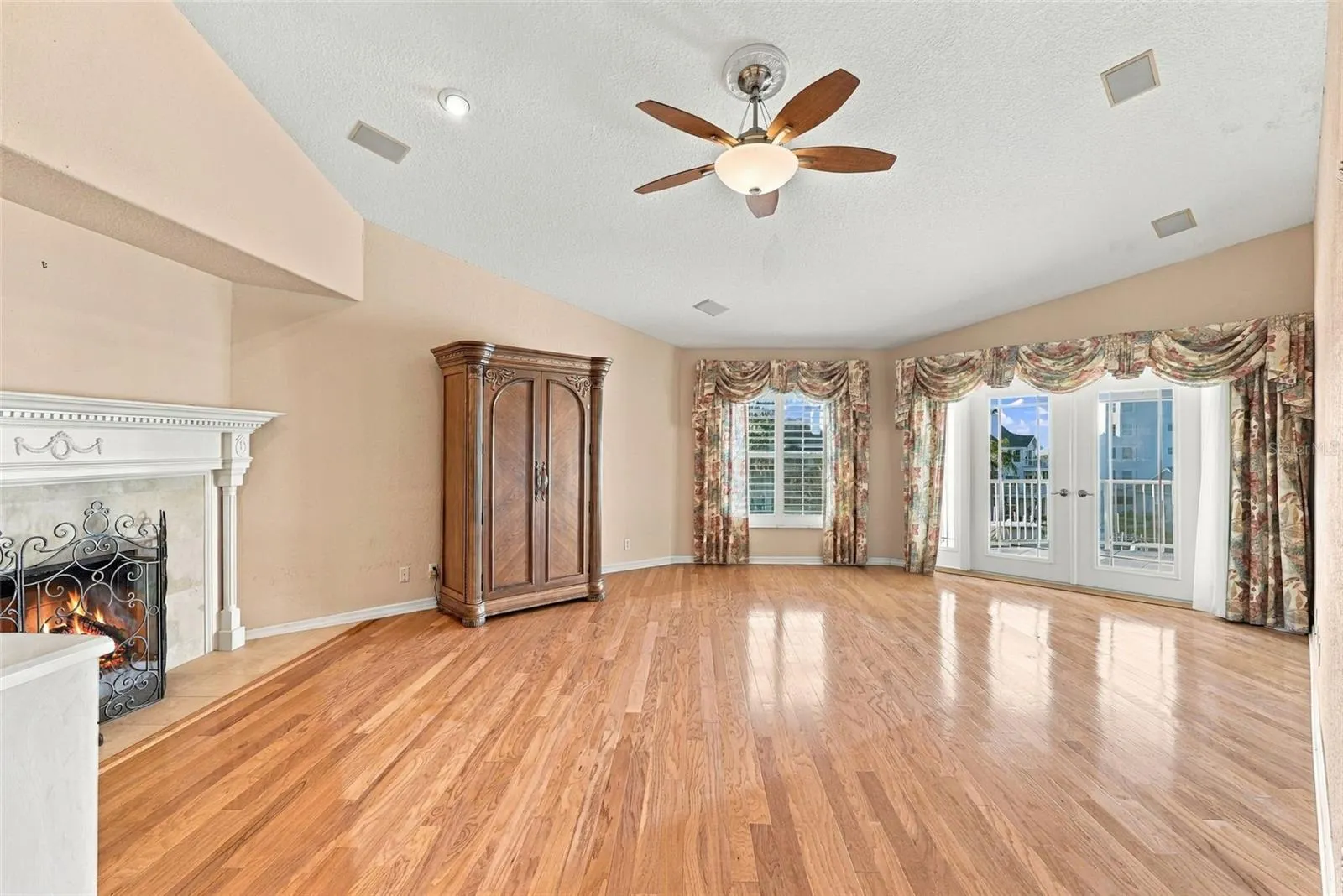 9227 CAPTIVA CIR