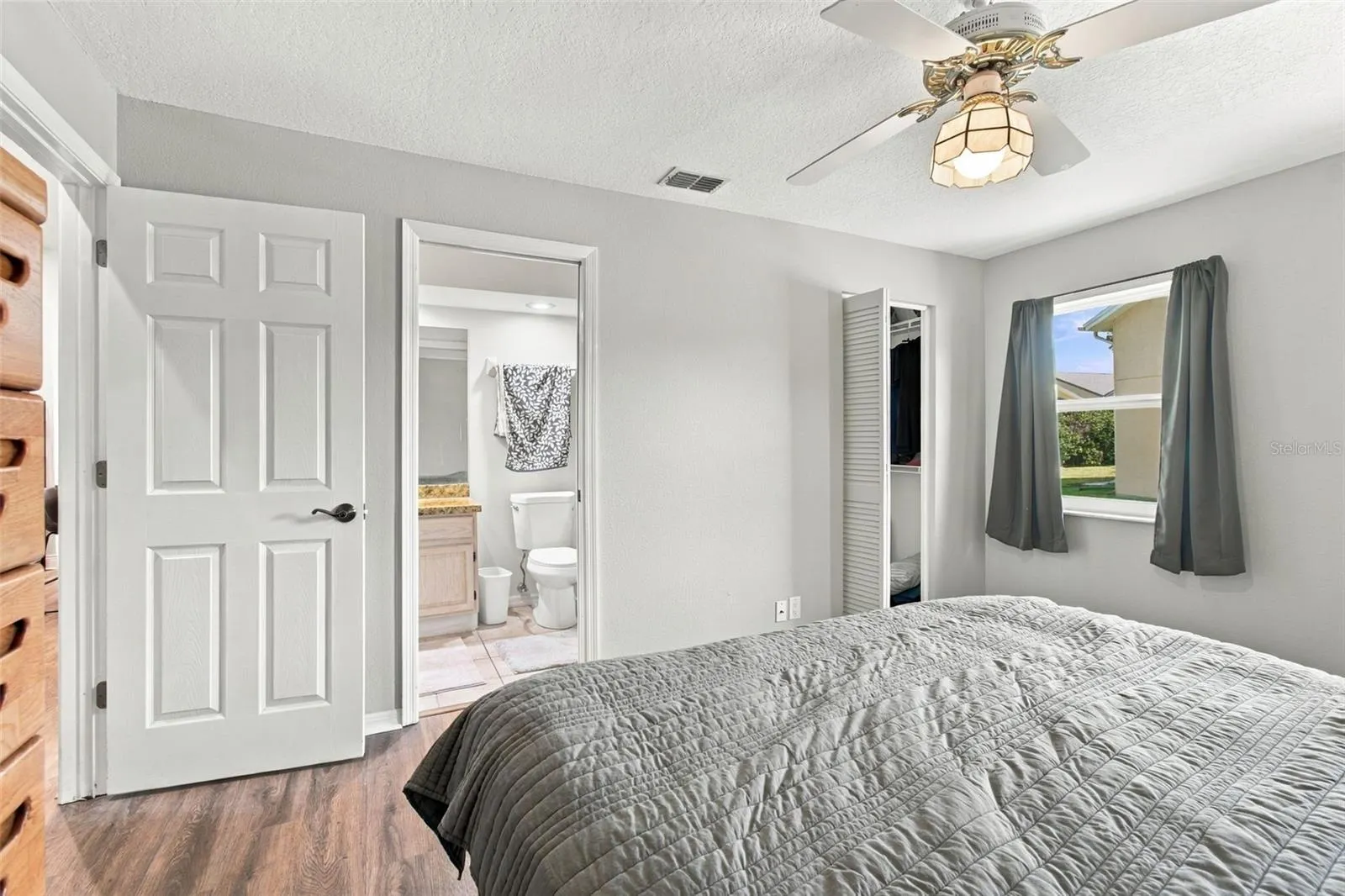 8345 PAVILLION DR
