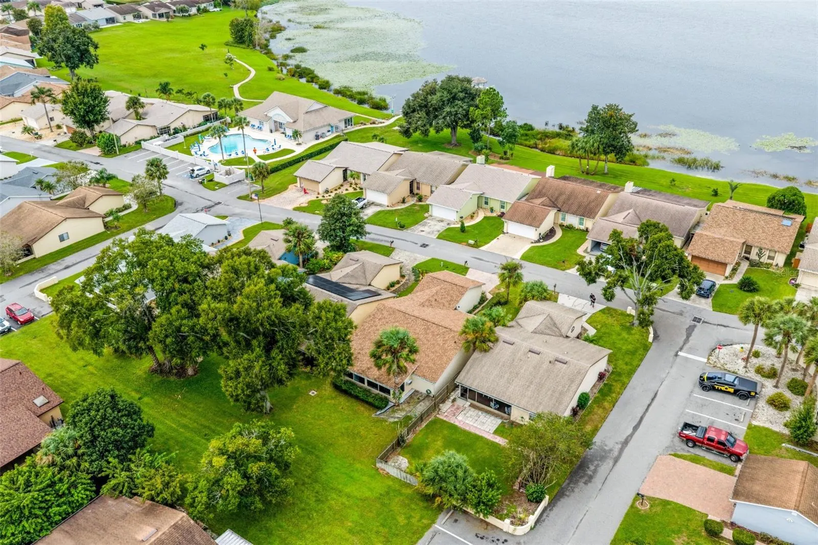 3947 CYPRESS LNDG W