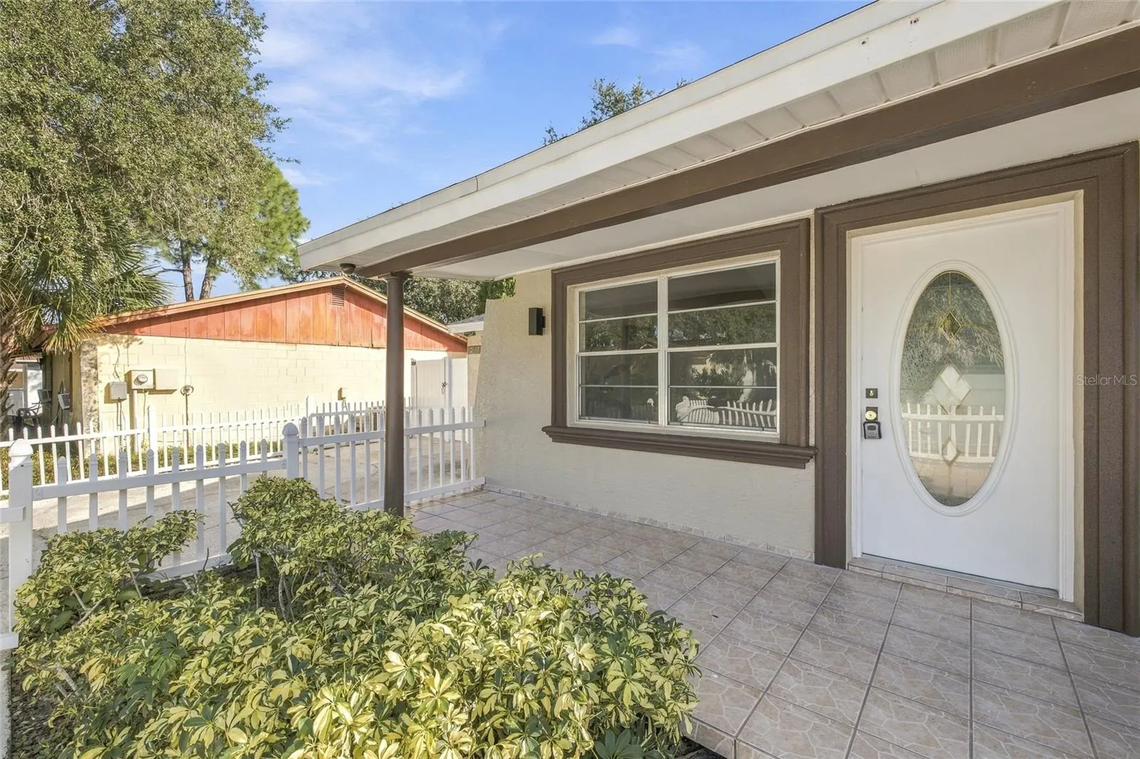 10118 BRIARWICK CT
