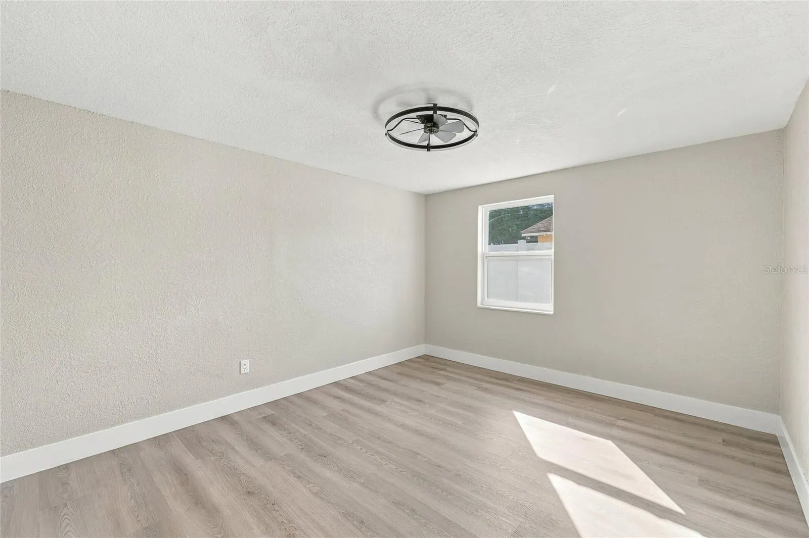 10118 BRIARWICK CT