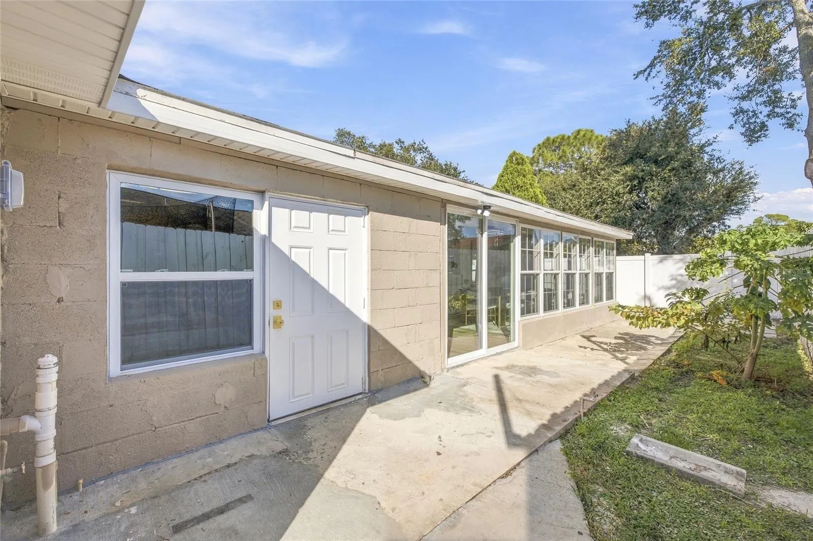10118 BRIARWICK CT