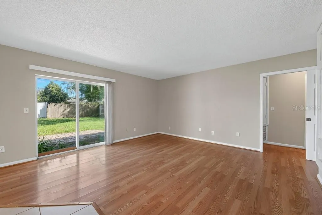 518 WYNNWOOD DR