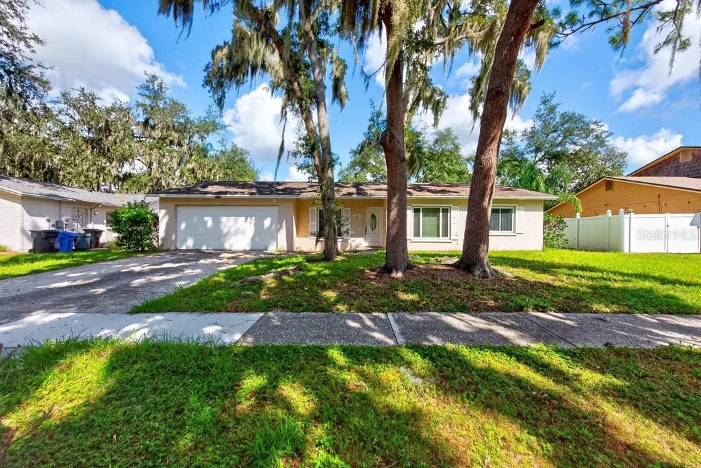 518 WYNNWOOD DR
