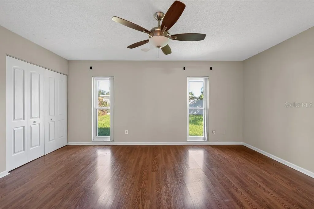 518 WYNNWOOD DR