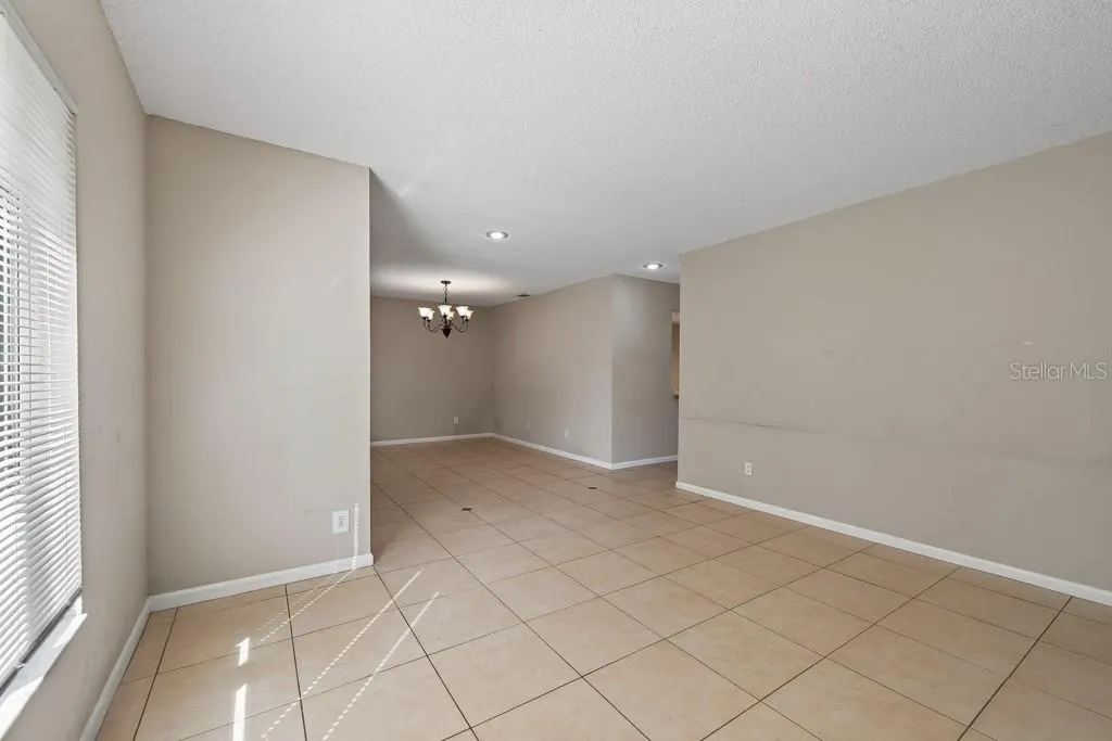 518 WYNNWOOD DR