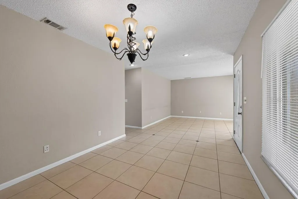 518 WYNNWOOD DR