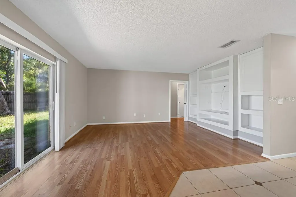 518 WYNNWOOD DR