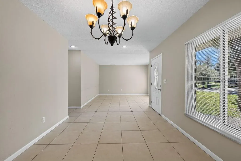 518 WYNNWOOD DR
