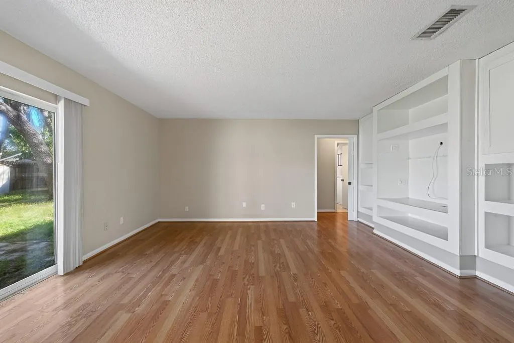 518 WYNNWOOD DR