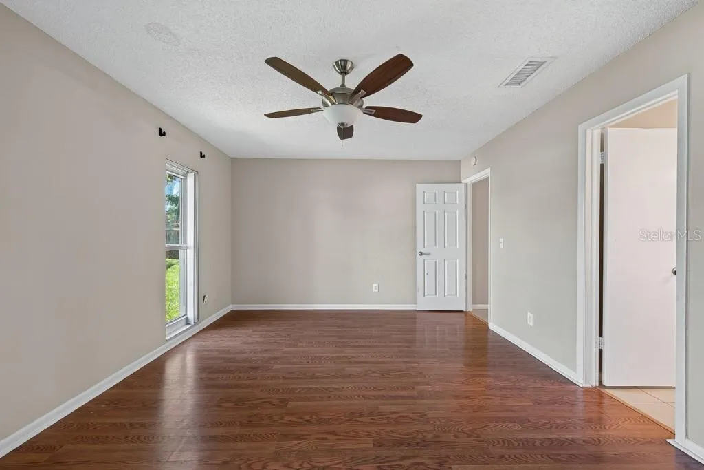 518 WYNNWOOD DR