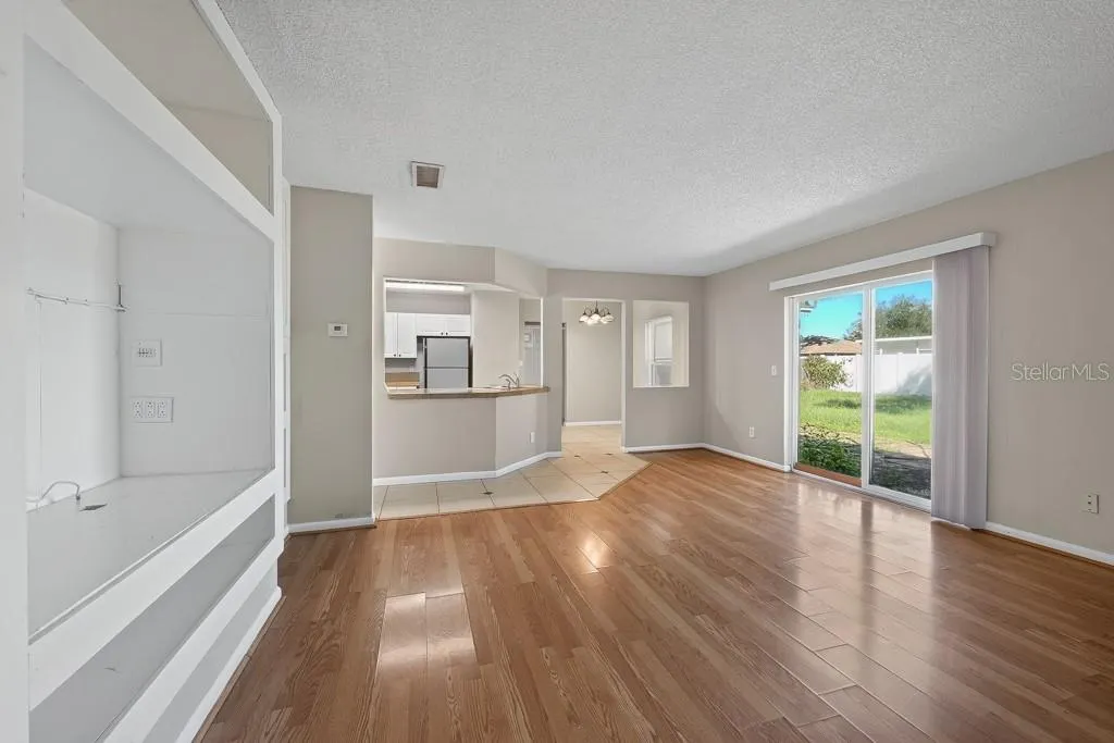 518 WYNNWOOD DR