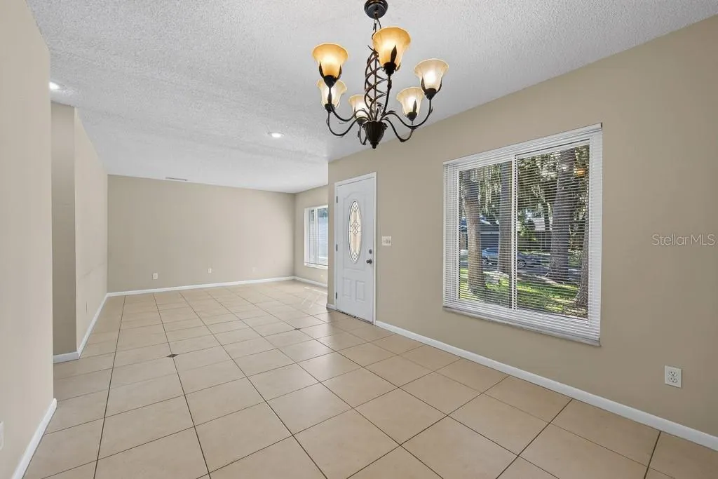 518 WYNNWOOD DR