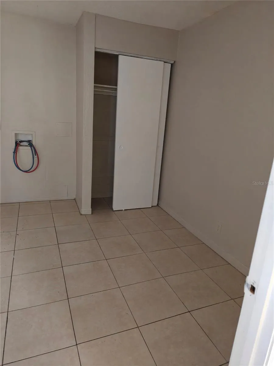 1629 PALM WAY