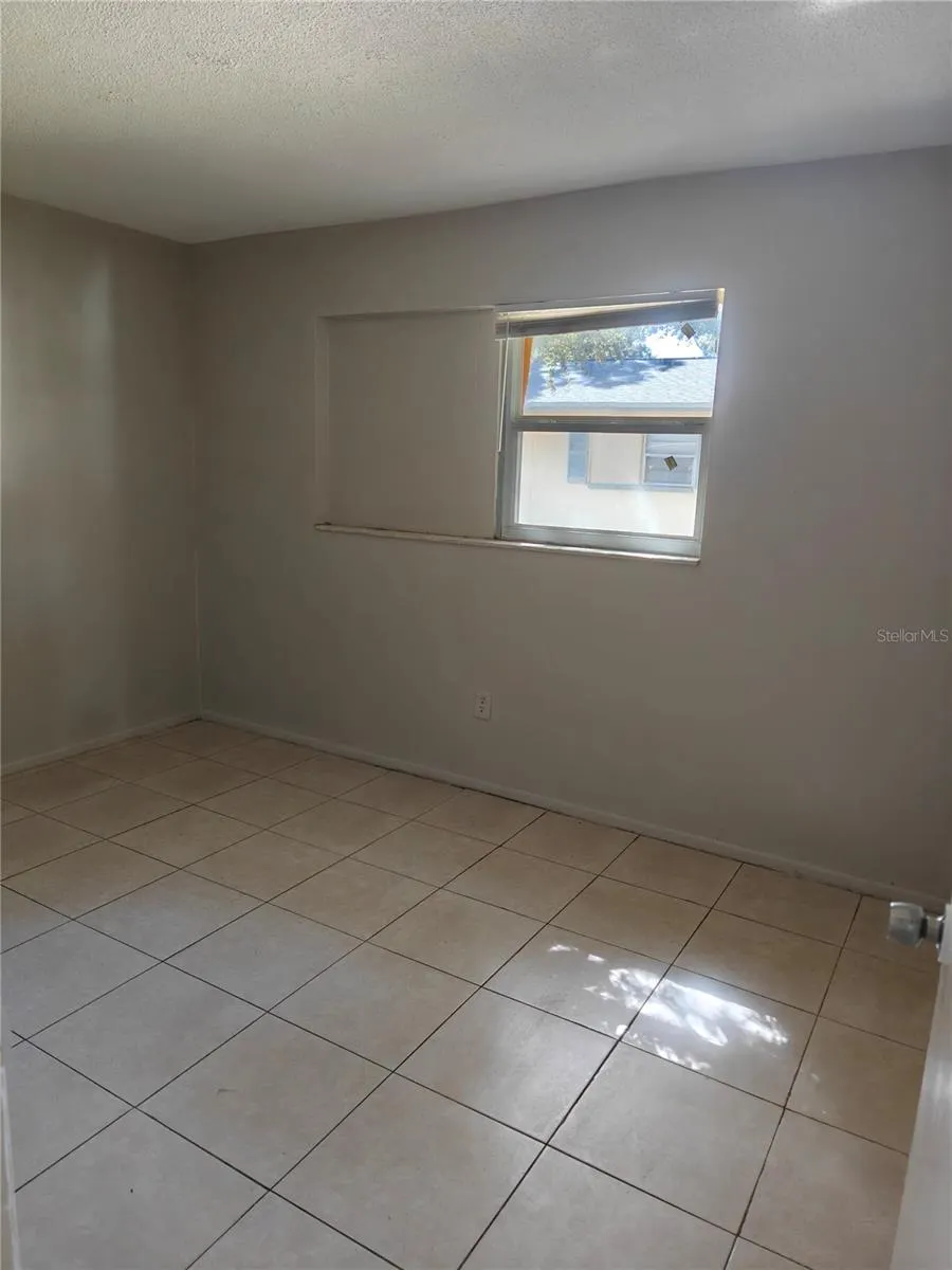 1629 PALM WAY