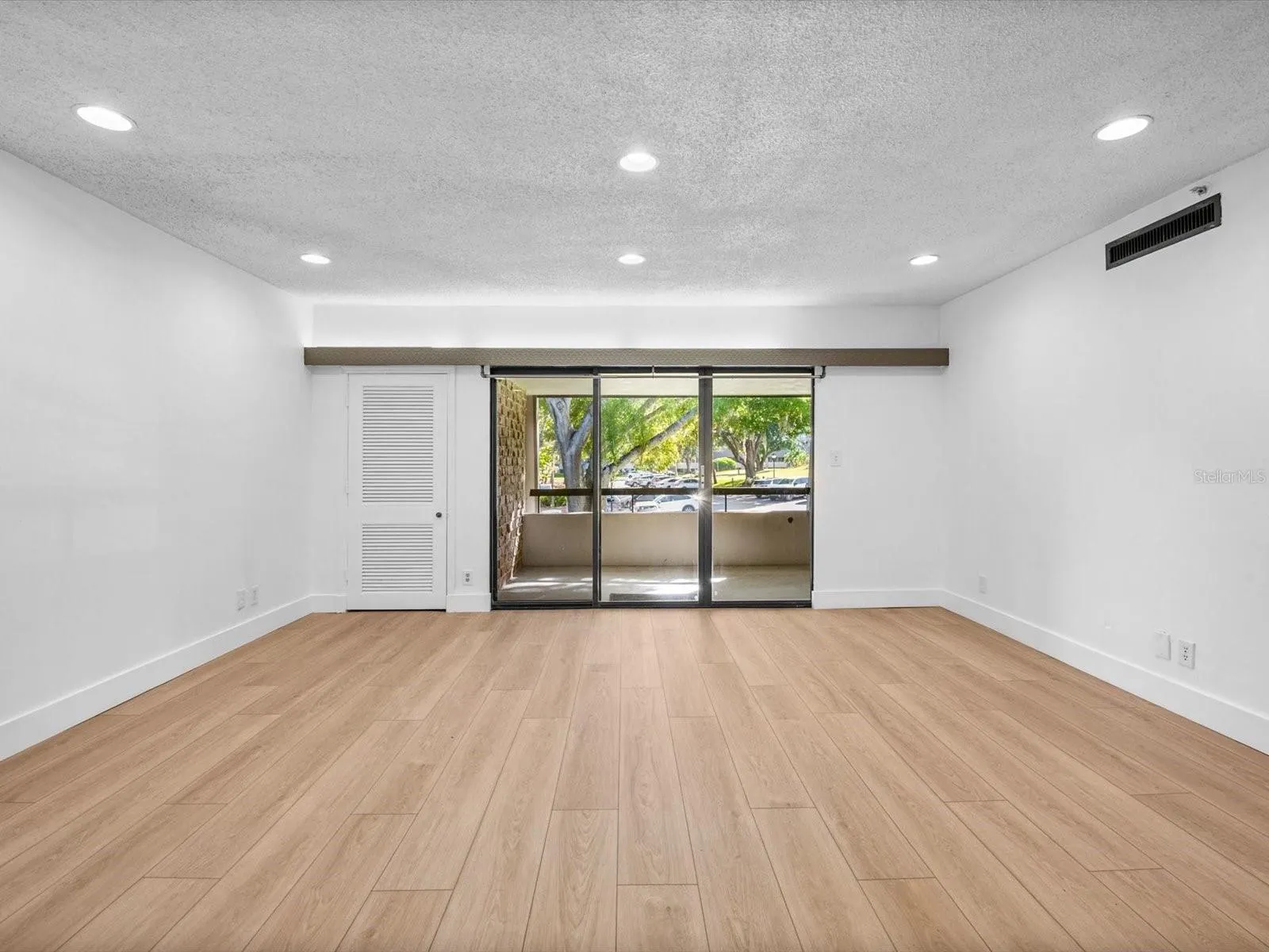 36750 US HIGHWAY 19 N #2372 #2372