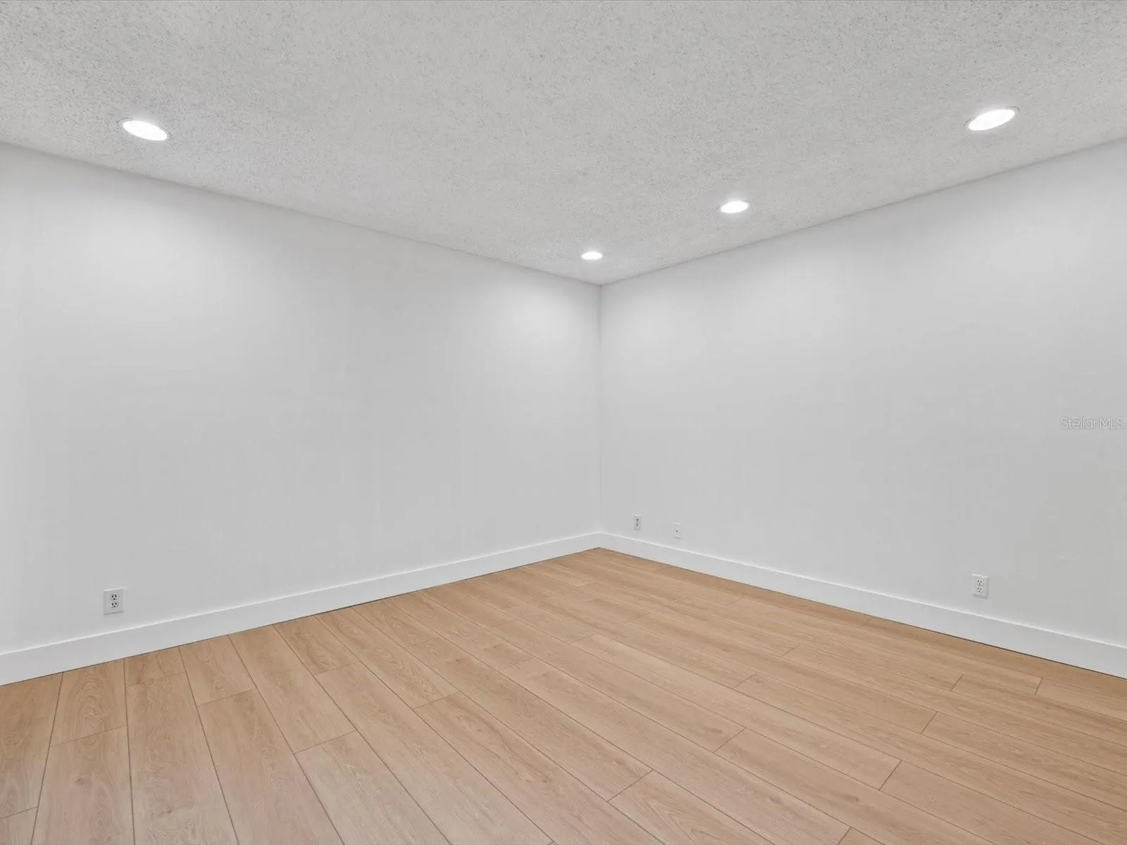 36750 US HIGHWAY 19 N #2372 #2372