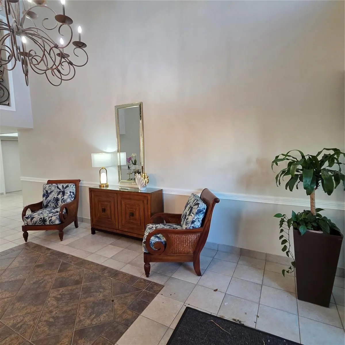 100 OAKMONT LN #305 #305