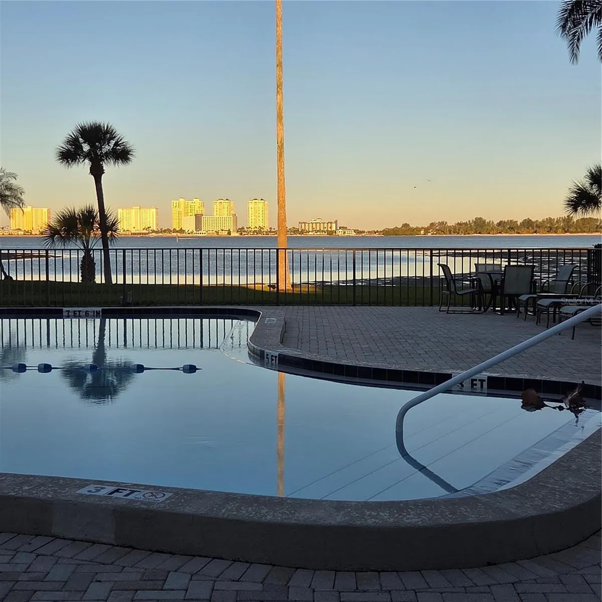 100 OAKMONT LN #305 #305