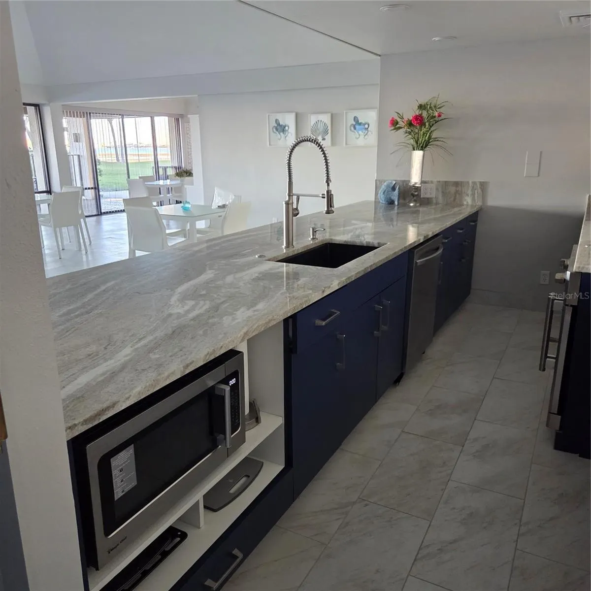 100 OAKMONT LN #305 #305