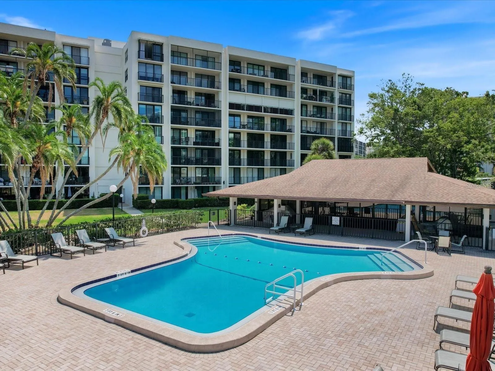 100 OAKMONT LN #305 #305