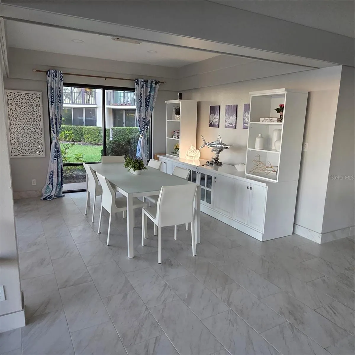 100 OAKMONT LN #305 #305