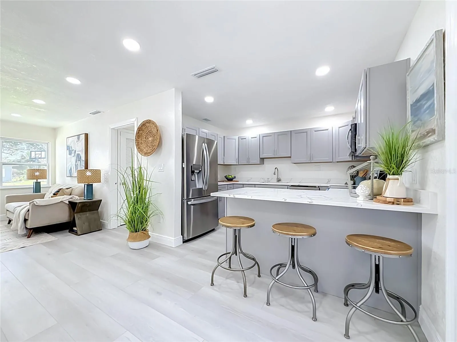 5164 JASMINE CIR