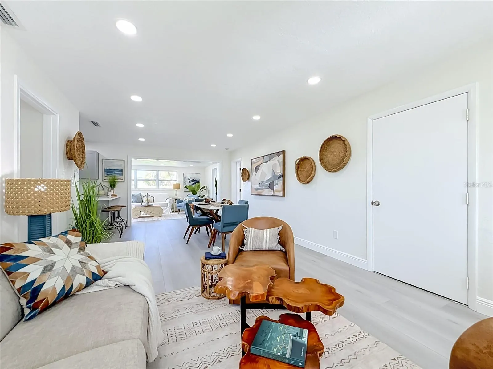 5164 JASMINE CIR