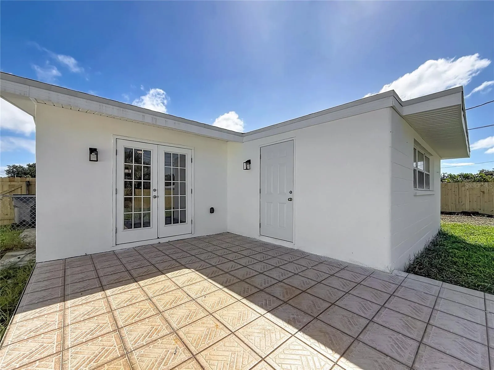 5164 JASMINE CIR