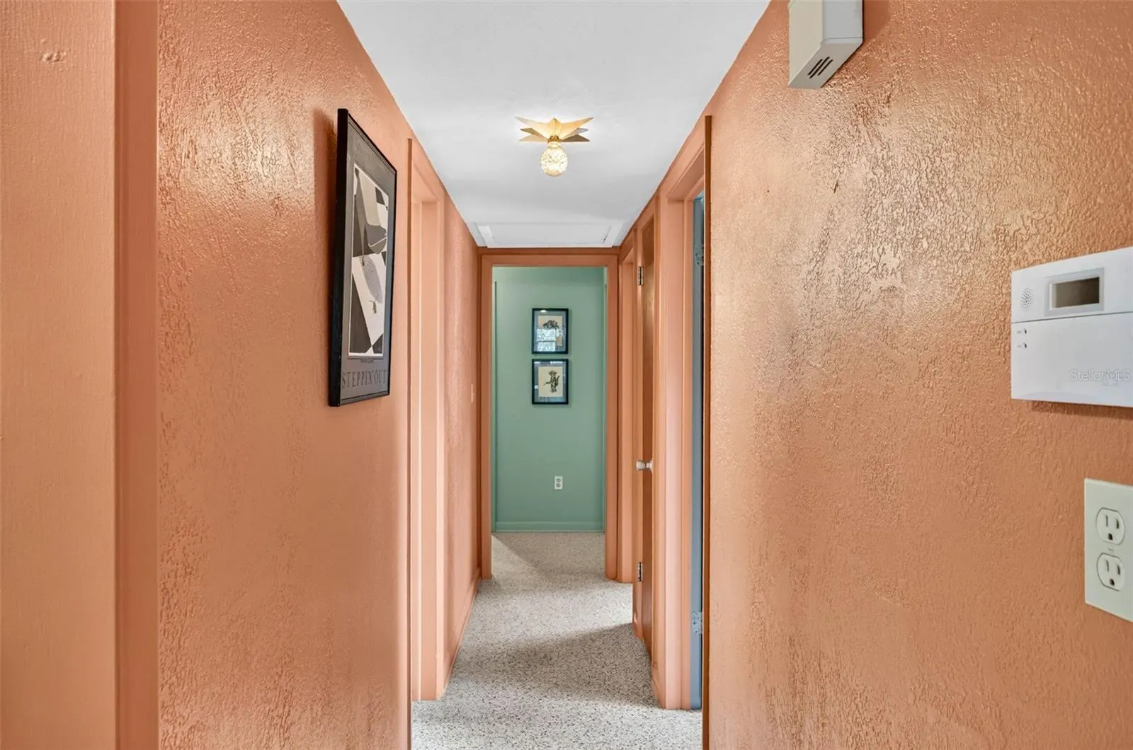 302 PARK RIDGE AVE