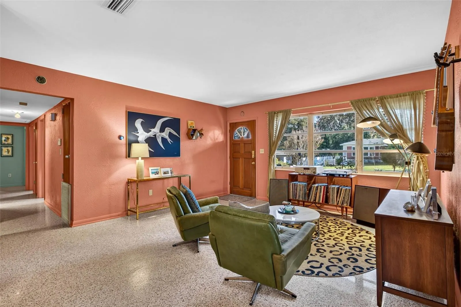 302 PARK RIDGE AVE