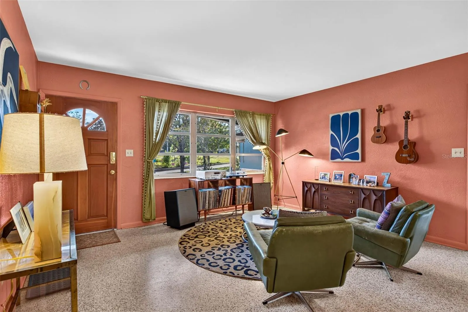 302 PARK RIDGE AVE