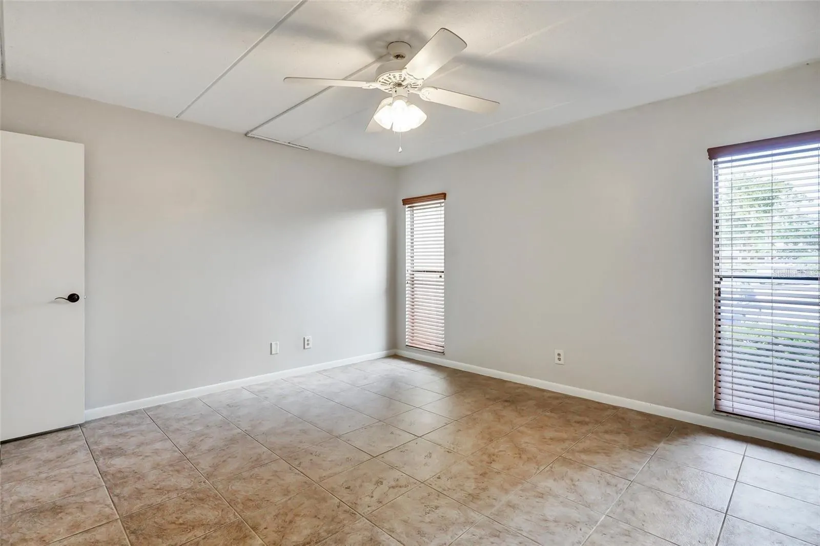 1200 TARPON WOODS BLVD #P5 #P5