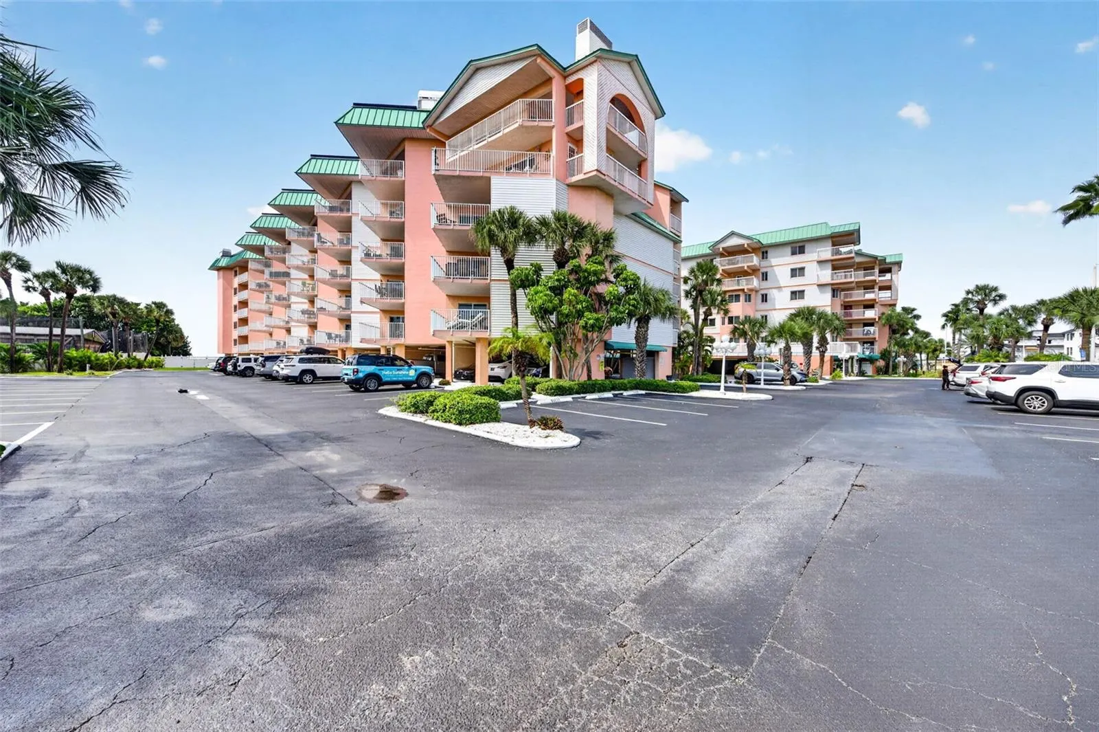 18400 GULF BLVD #1403 #1403
