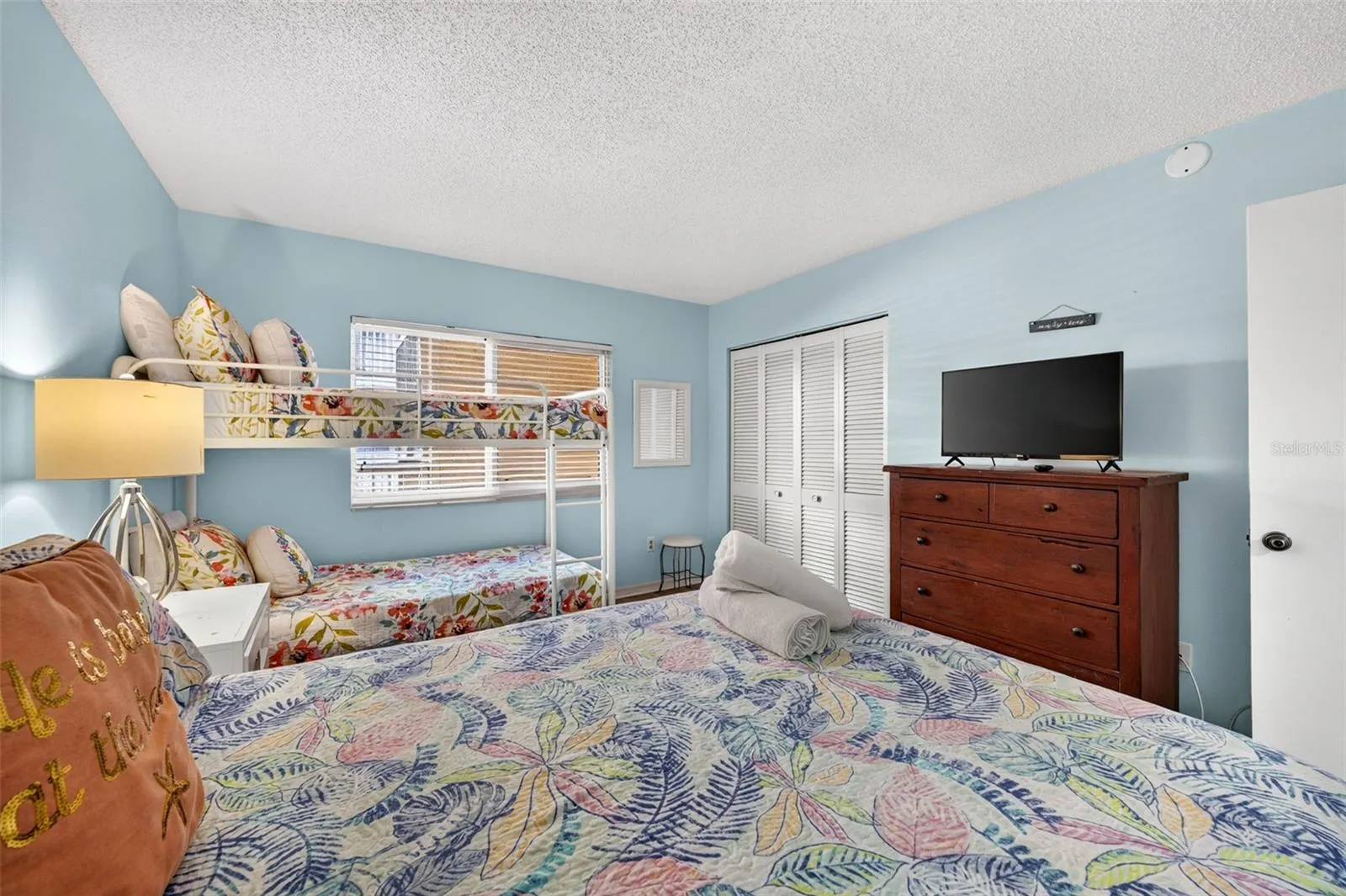 18400 GULF BLVD #1403 #1403