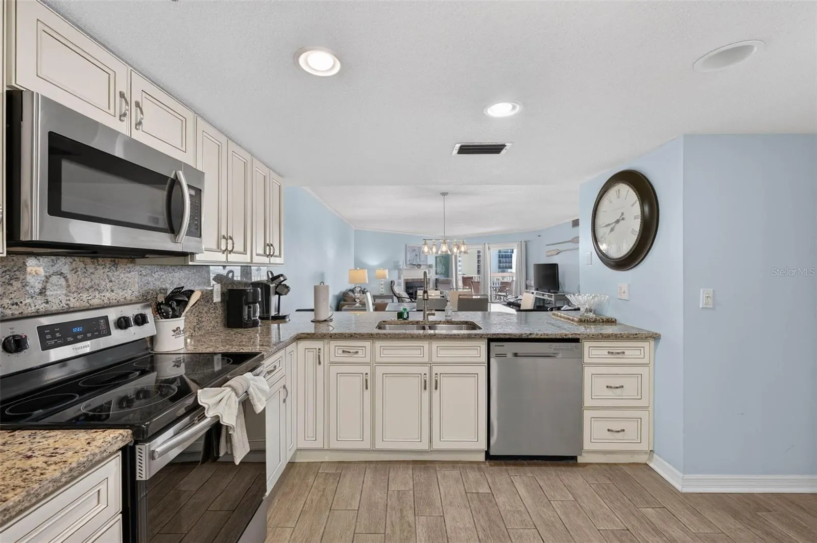18400 GULF BLVD #1403 #1403