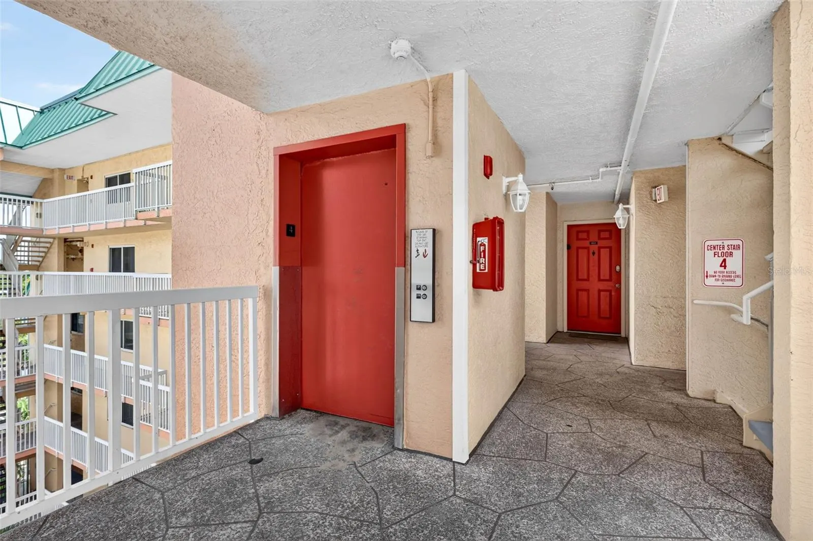 18400 GULF BLVD #1403 #1403