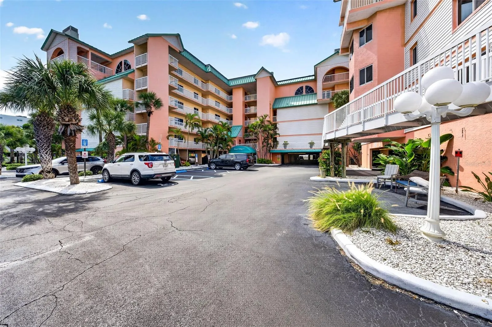18400 GULF BLVD #1403 #1403