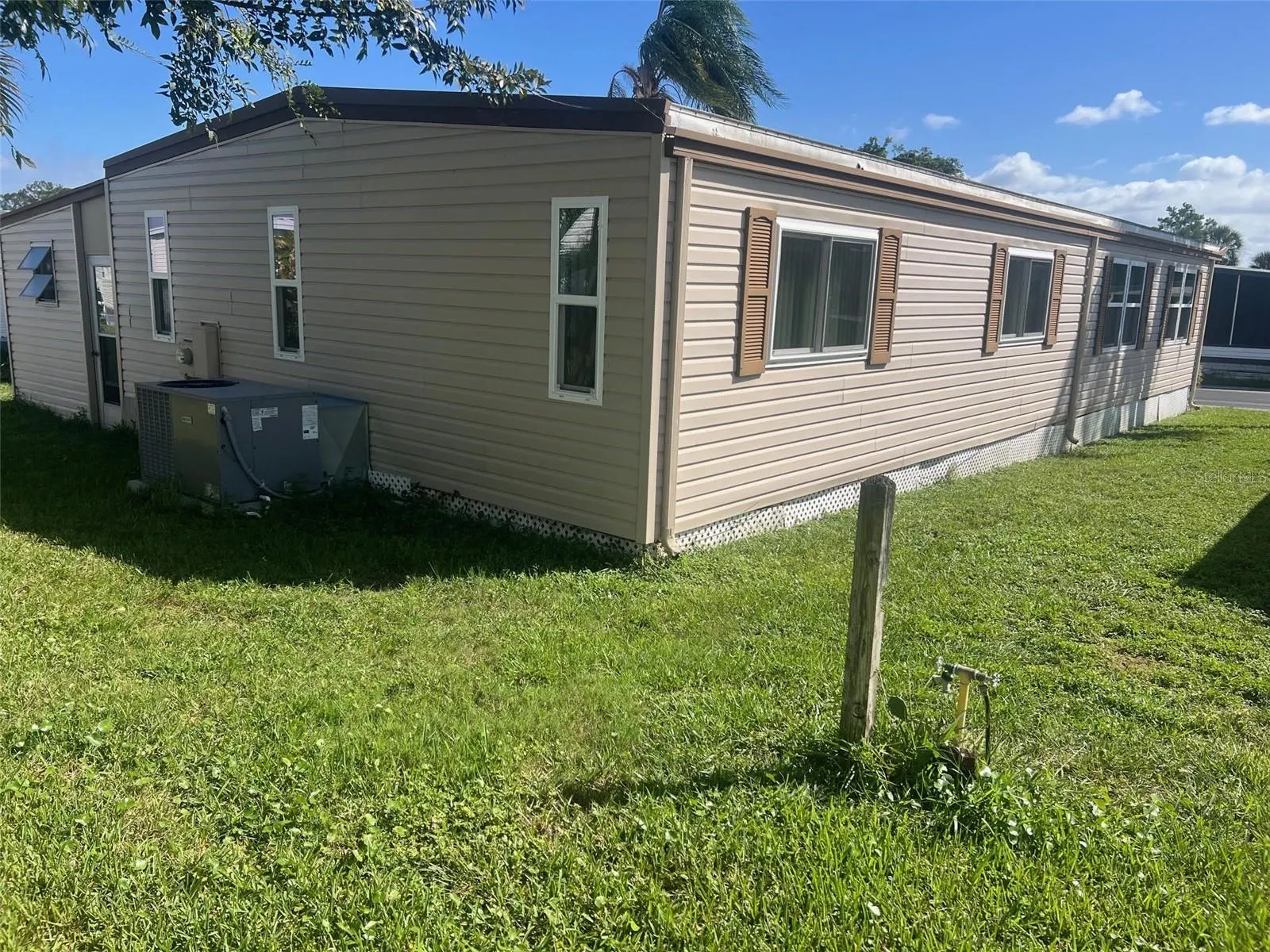 770 ROYAL PALM CIR