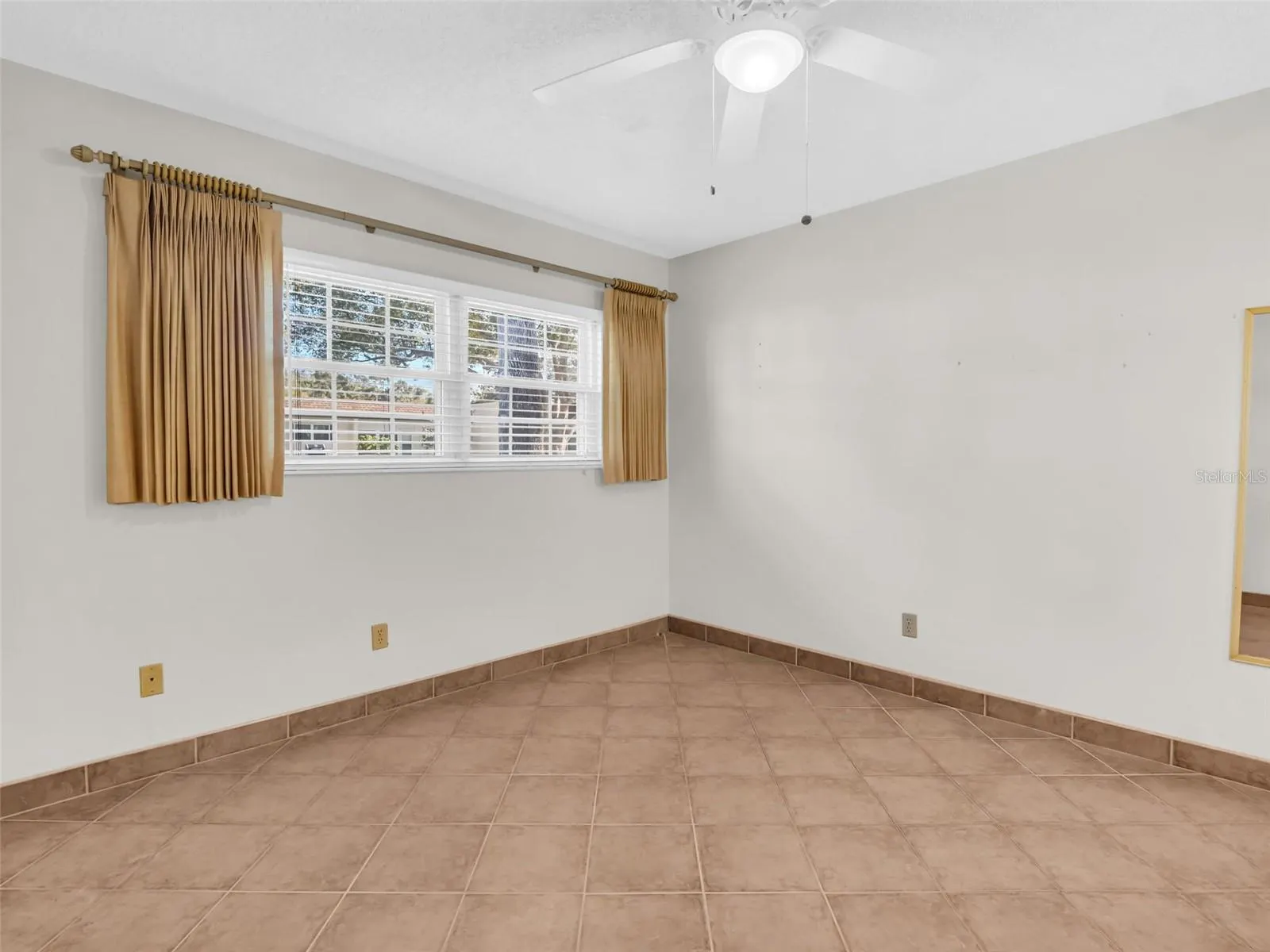 3109 MISSION GROVE DR #D #D