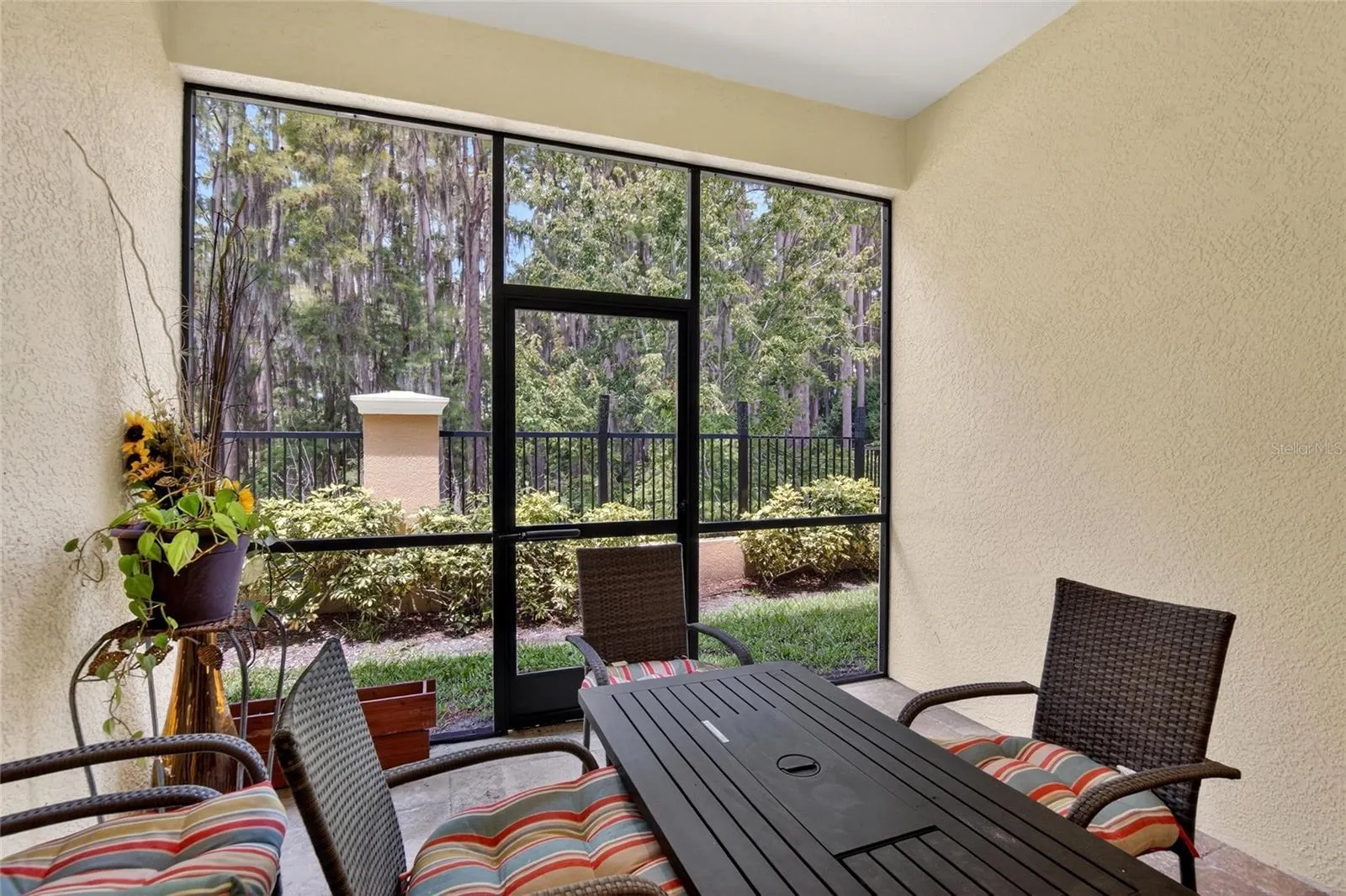 750 GRAND CYPRESS LN